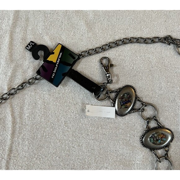 No Boundaries Women's Metal Chain Belt - Resin Rocks -  Stone Design -  Size M/L - Picture 7 of 11